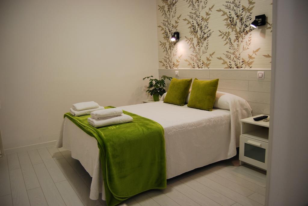 Hostal Petite Maman Madrid Oda fotoğraf