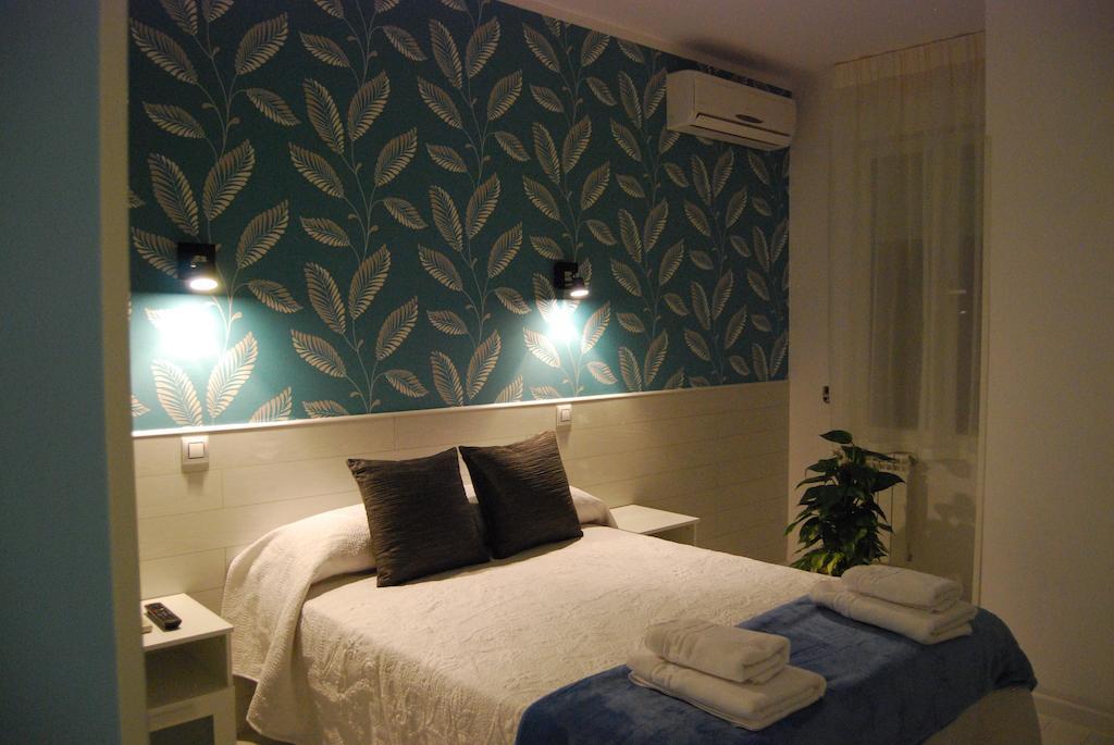 Hostal Petite Maman Madrid Oda fotoğraf