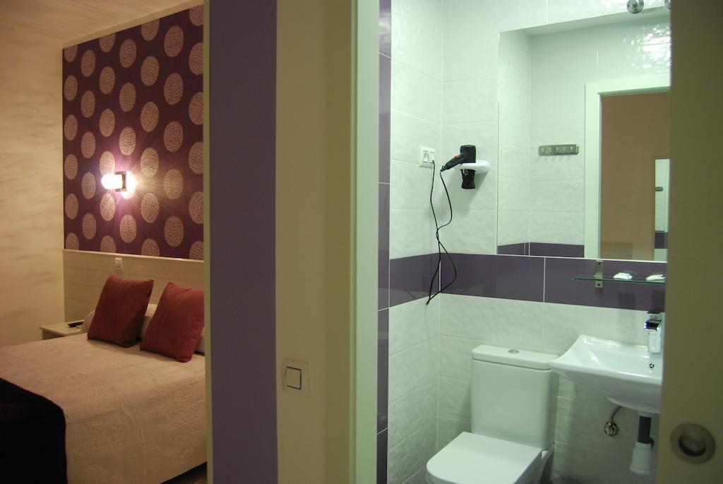Hostal Petite Maman Madrid Oda fotoğraf